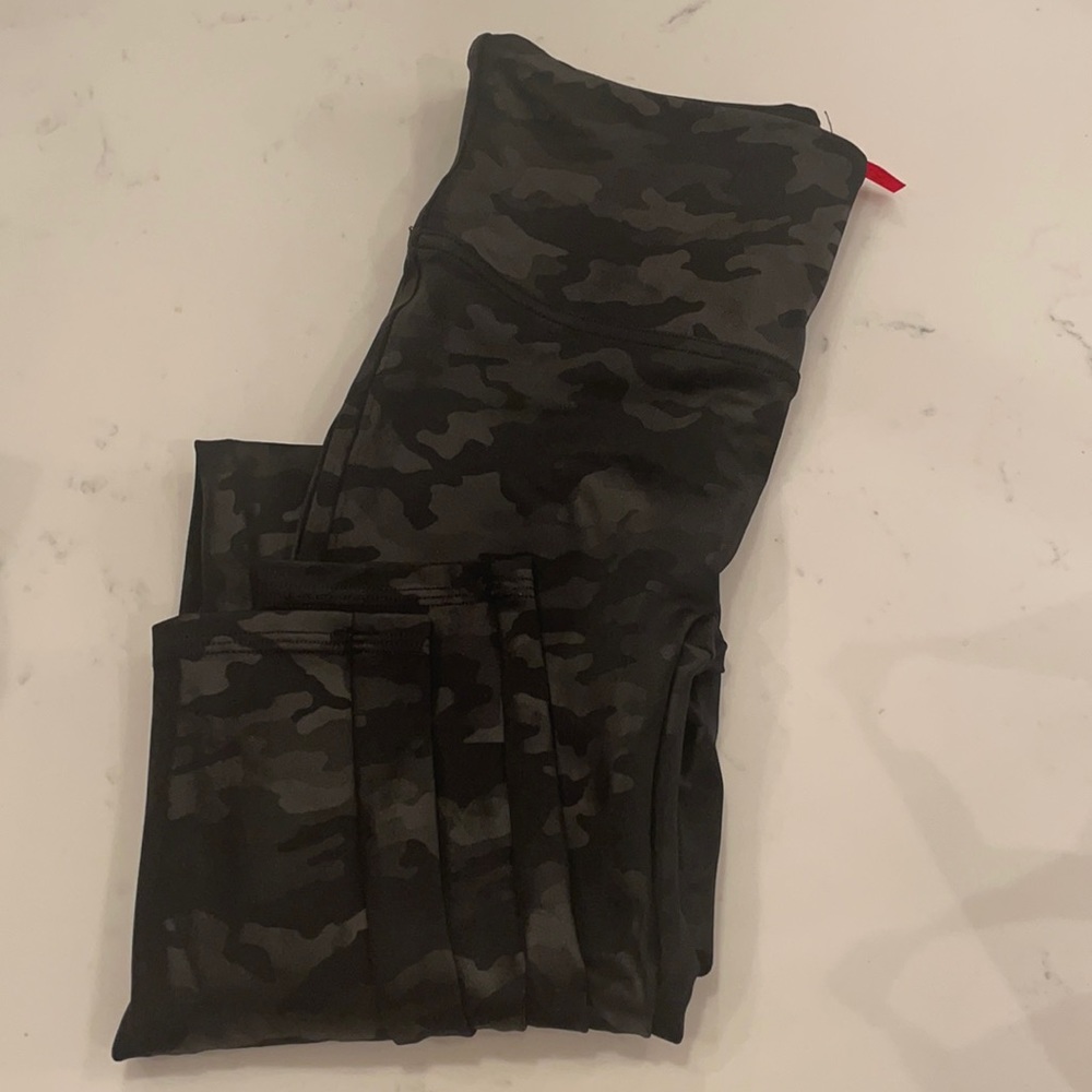Camo Spanx Leggings